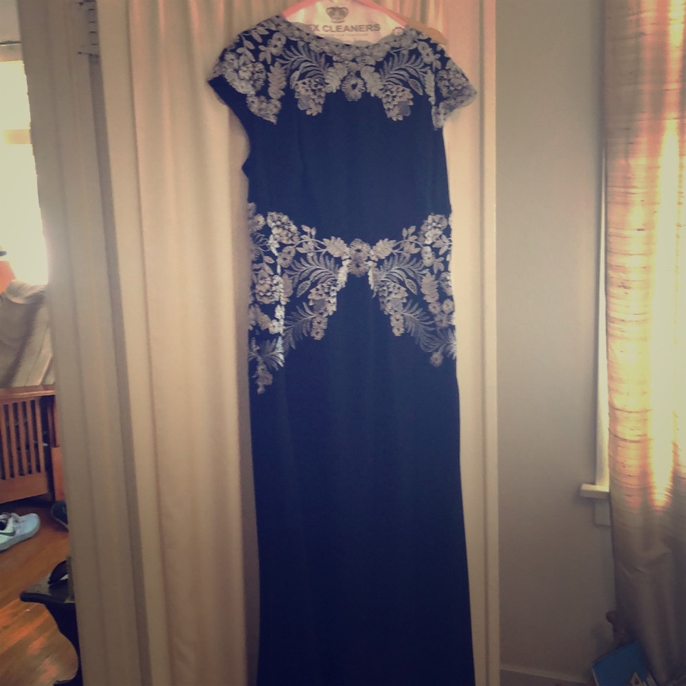 Tadashi Shoji gown